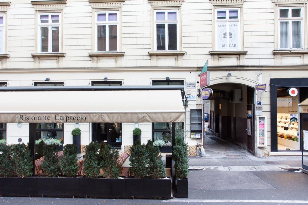 Tesla Boutique Apartments & Rooms ザグレブ エクステリア 写真