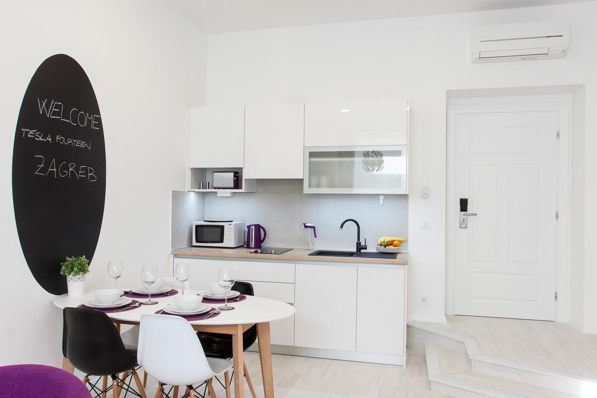 Tesla Boutique Apartments & Rooms ザグレブ エクステリア 写真